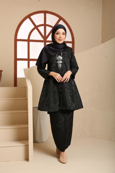 Kebaya Salma Black